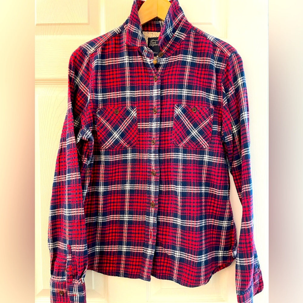 Boys 12: American Eagle Cotton Flannel Red Plaid Button Down Long Sleeve Shirt